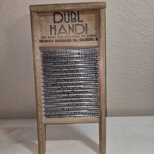 Handi washboard manufactured by the Columbus Washboard Company in Ohio